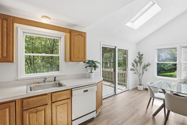 22 Railroad Avenue, Bedford, MA 01730