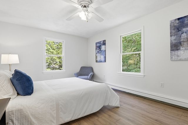 22 Railroad Avenue, Bedford, MA 01730