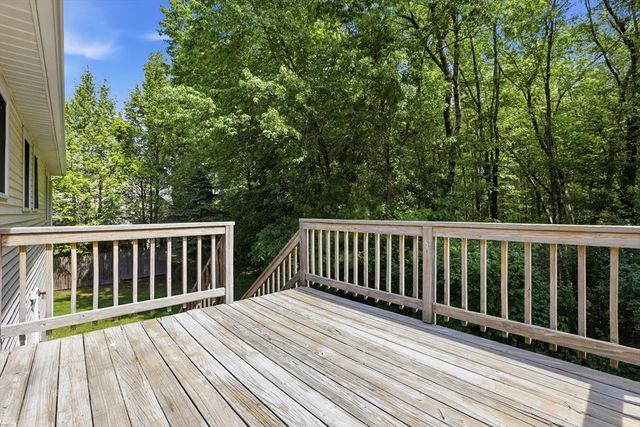22 Railroad Avenue, Bedford, MA 01730