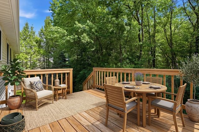 22 Railroad Avenue, Bedford, MA 01730