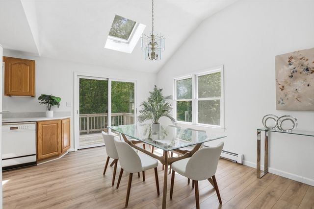 22 Railroad Avenue, Bedford, MA 01730