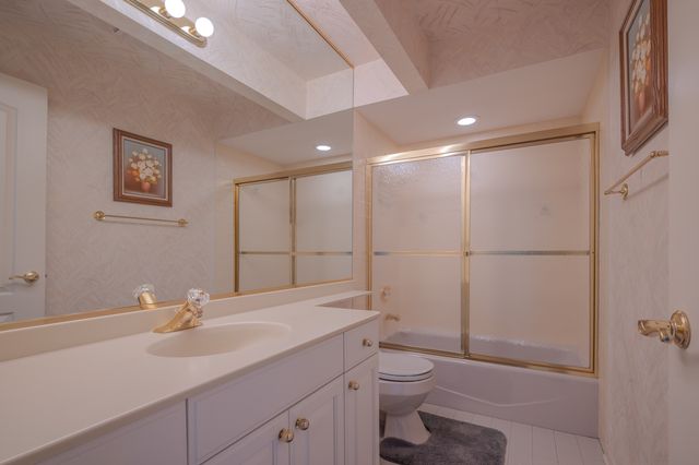 11256 W Alexandria Lane, Westchester, IL 60154
