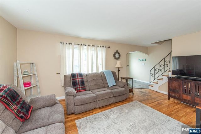 19 Brookdale Avenue, Cedar Grove, NJ 07009