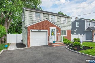 19 Brookdale Avenue, Cedar Grove, NJ 07009
