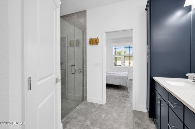 913 Bama Breeze Drive, Daytona Beach, FL 32124