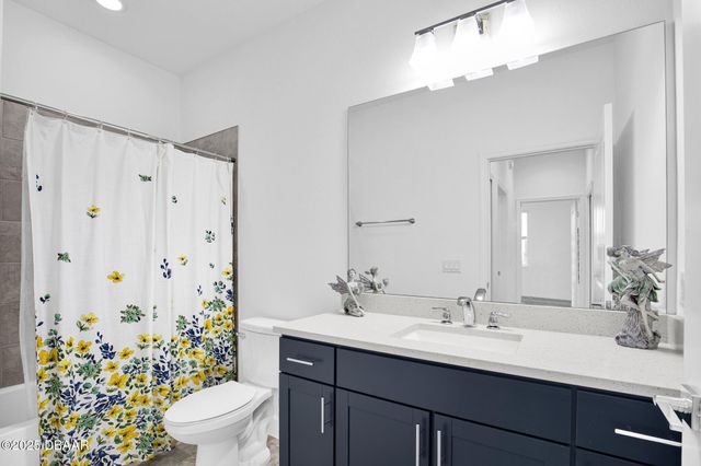 913 Bama Breeze Drive, Daytona Beach, FL 32124