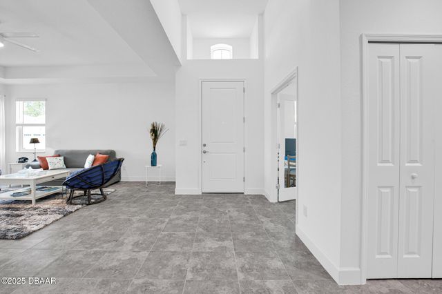 913 Bama Breeze Drive, Daytona Beach, FL 32124