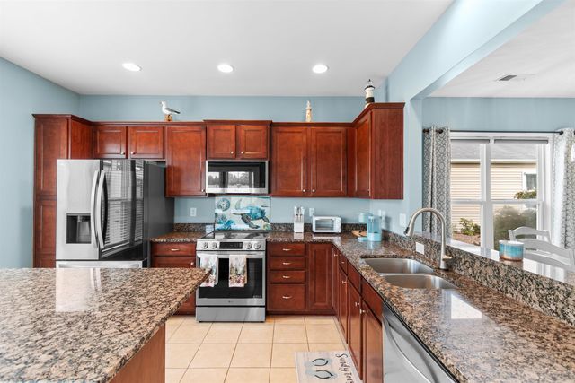 5100 Weatherwood Dr., North Myrtle Beach, SC 29582