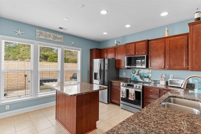 5100 Weatherwood Dr., North Myrtle Beach, SC 29582