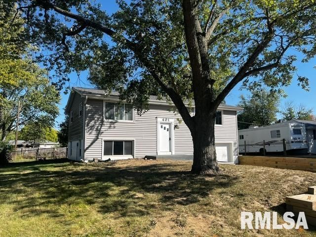 401 BELAIRE Drive, Washington, IL 61571