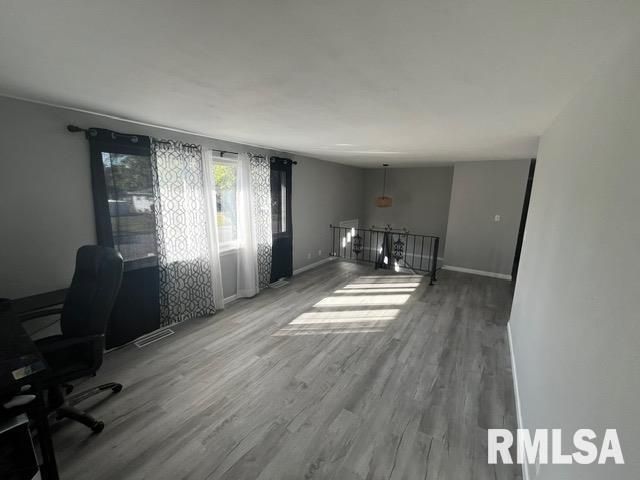 401 BELAIRE Drive, Washington, IL 61571