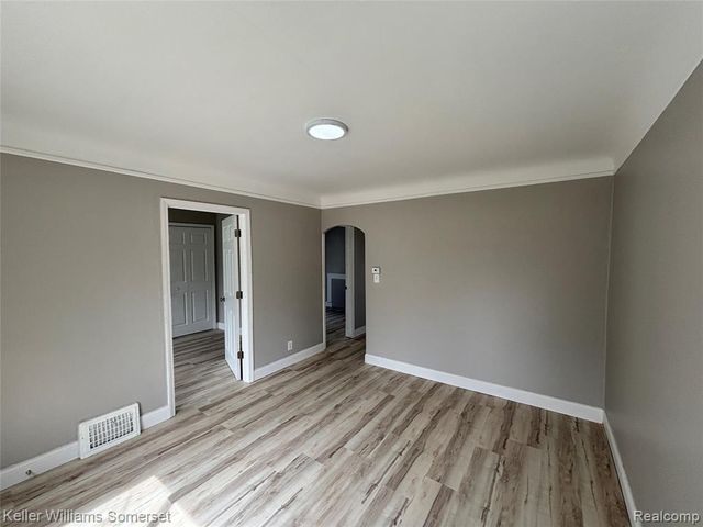 21434 Panama Street, Warren, MI 48091