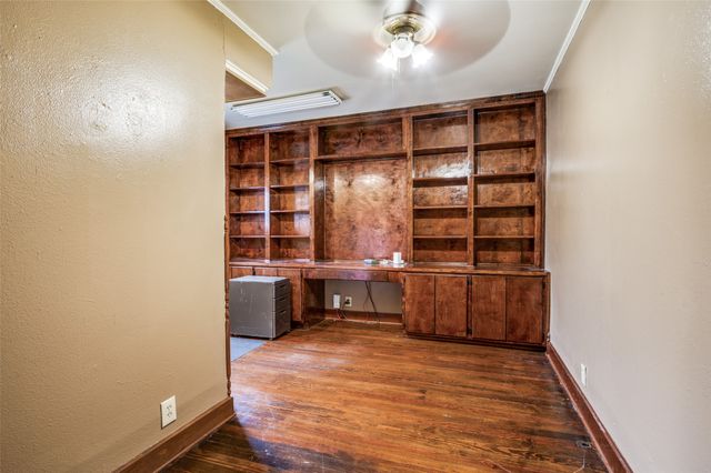 912 W Main Street, Waxahachie, TX 75165