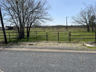 3050 County Road 451, Coupland, TX 78615