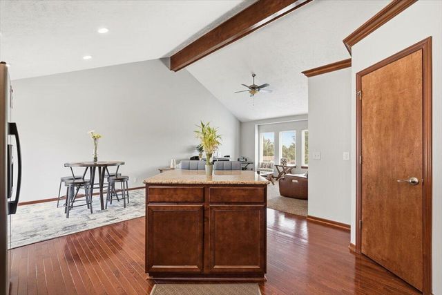 302 CARLY Circle, Council Bluffs, IA 51503