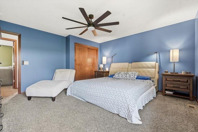 302 CARLY Circle, Council Bluffs, IA 51503