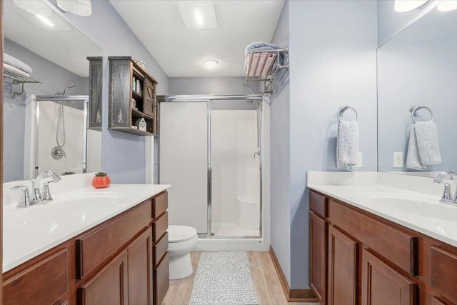 302 CARLY Circle, Council Bluffs, IA 51503