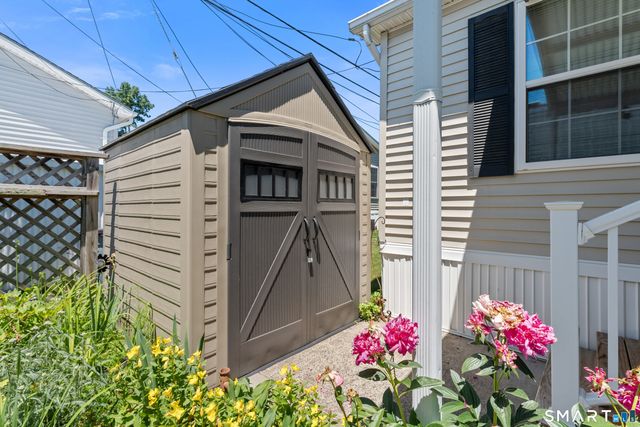 5 Loring Court, Wallingford, CT 06492