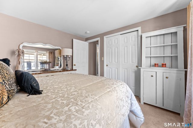 5 Loring Court, Wallingford, CT 06492