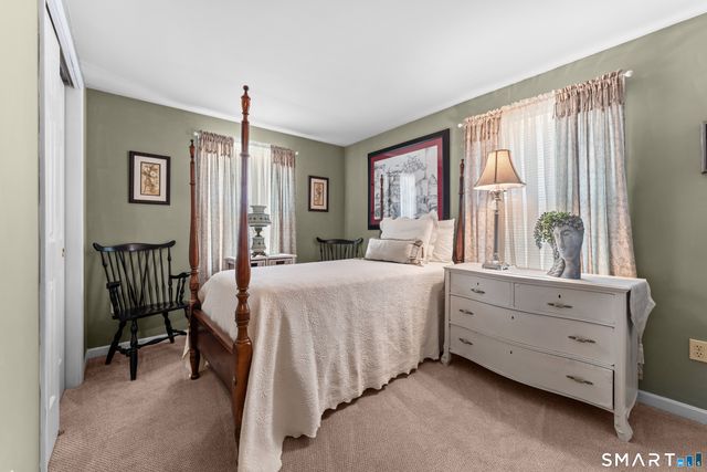 5 Loring Court, Wallingford, CT 06492
