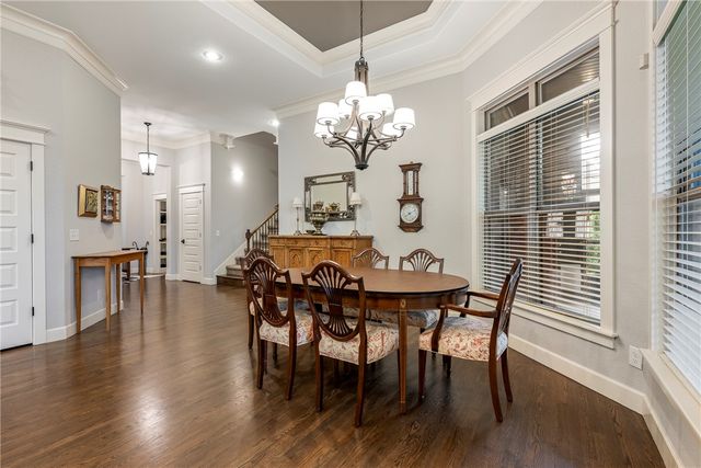 500 NE Lake Pointe Place, Bentonville, AR 72712
