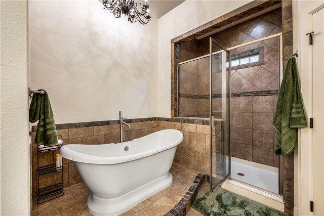 500 NE Lake Pointe Place, Bentonville, AR 72712