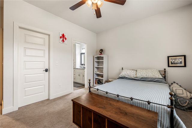 500 NE Lake Pointe Place, Bentonville, AR 72712