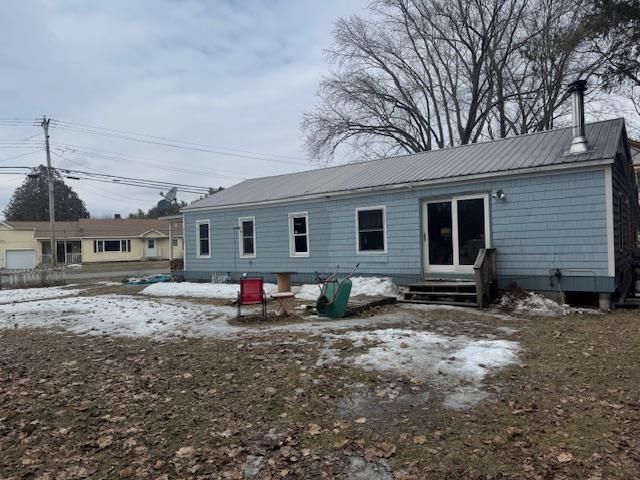 612 Pleasant Street, St. Johnsbury, VT 05819