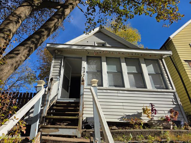 237 Vrooman Avenue, Amsterdam, NY 12010