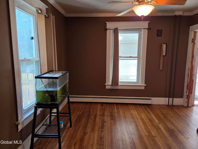 237 Vrooman Avenue, Amsterdam, NY 12010