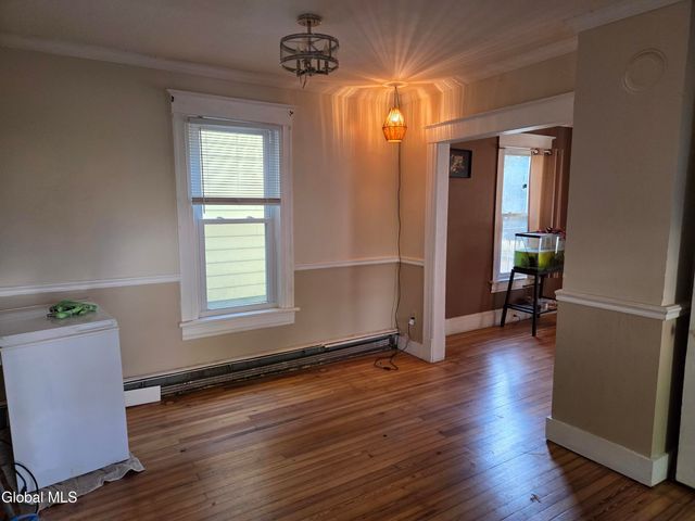 237 Vrooman Avenue, Amsterdam, NY 12010