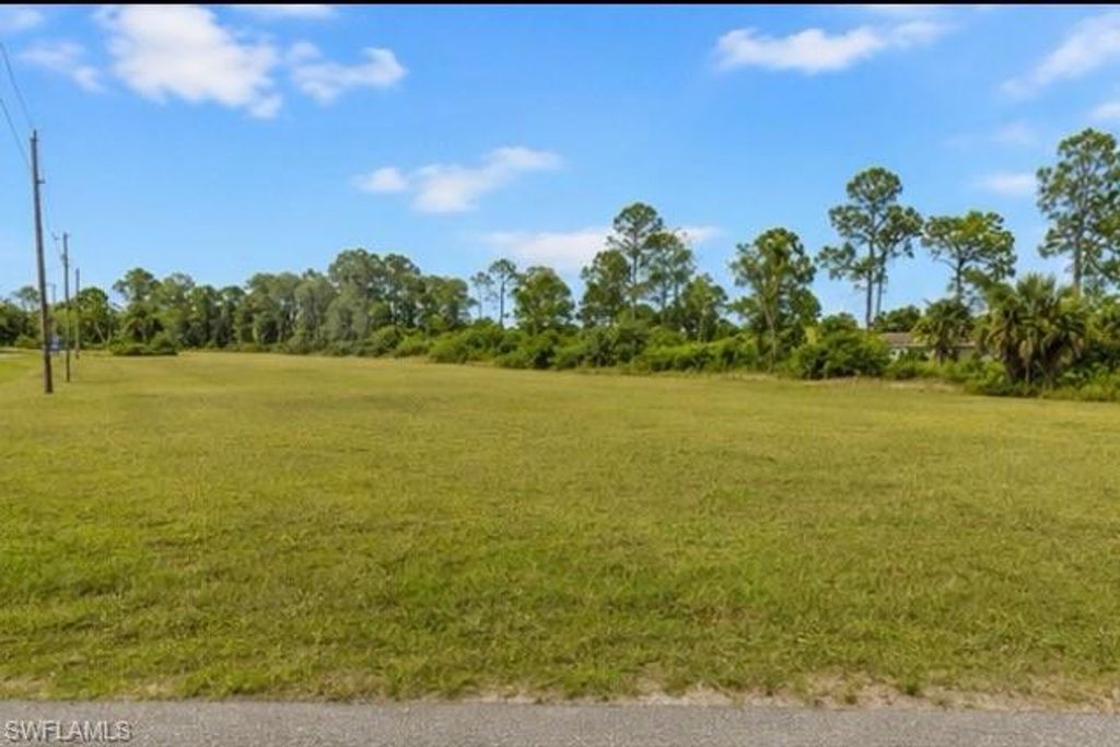 2208 33rd LN, CAPE CORAL, FL 33909 — photo 3