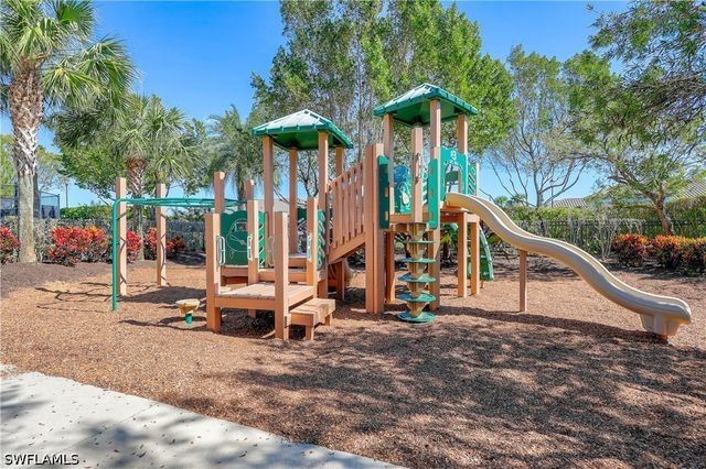 8110 Calle Canovas ST S, Naples, FL 34114