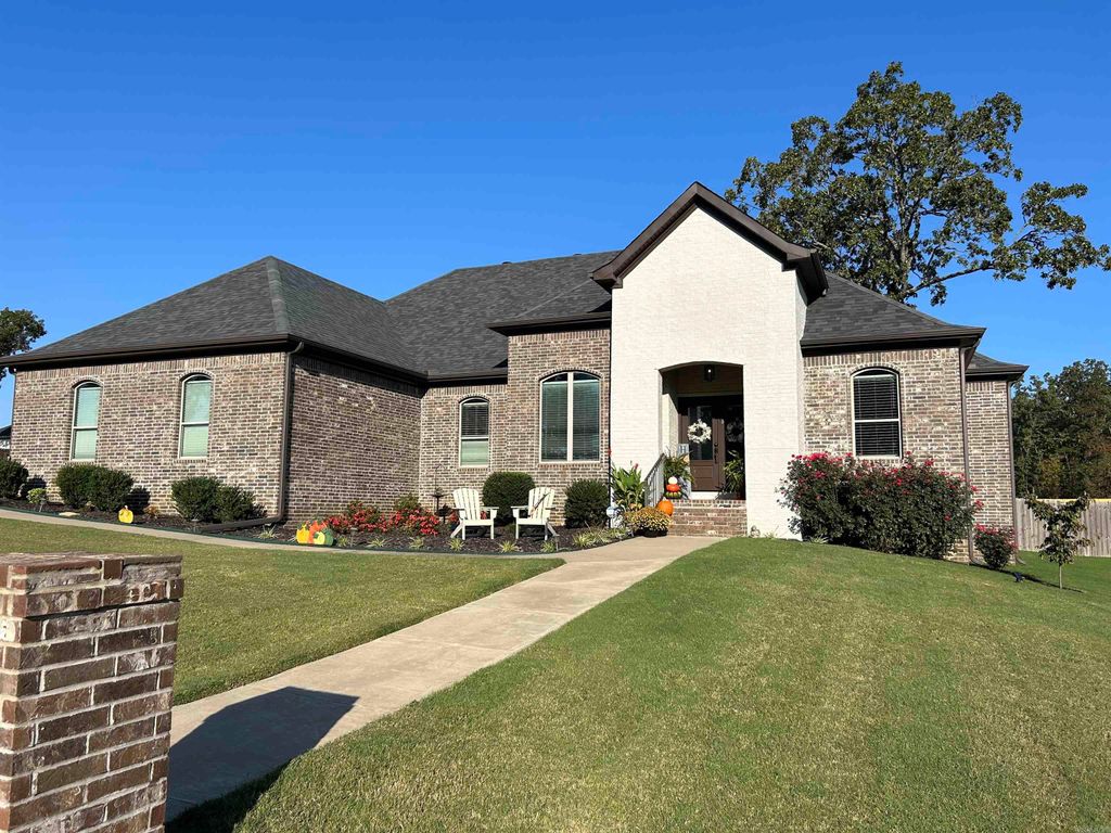 933 Millers Glen Drive, Sherwood, AR 72120