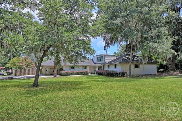2006 Walthour Road, Savannah, GA 31410