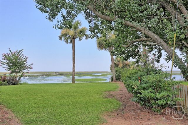 2006 Walthour Road, Savannah, GA 31410