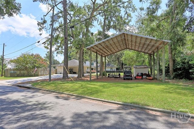 2006 Walthour Road, Savannah, GA 31410