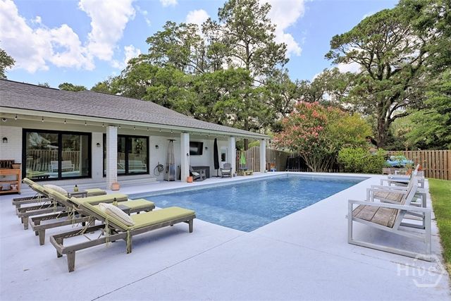 2006 Walthour Road, Savannah, GA 31410