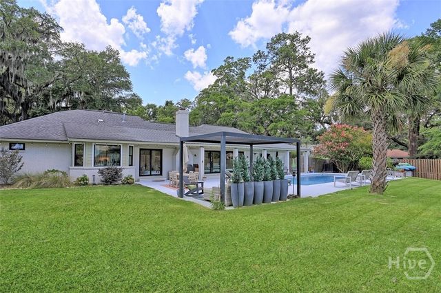 2006 Walthour Road, Savannah, GA 31410