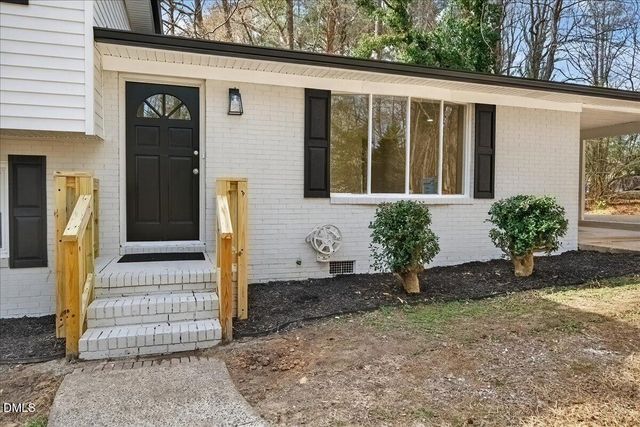 5001 Kinlock Drive, Durham, NC 27712