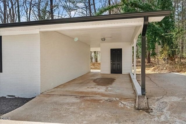 5001 Kinlock Drive, Durham, NC 27712