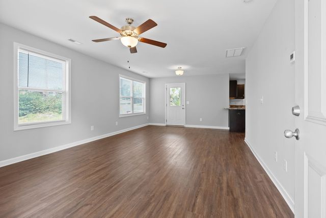 1101 Commerce St, Clarksville, TN 37040