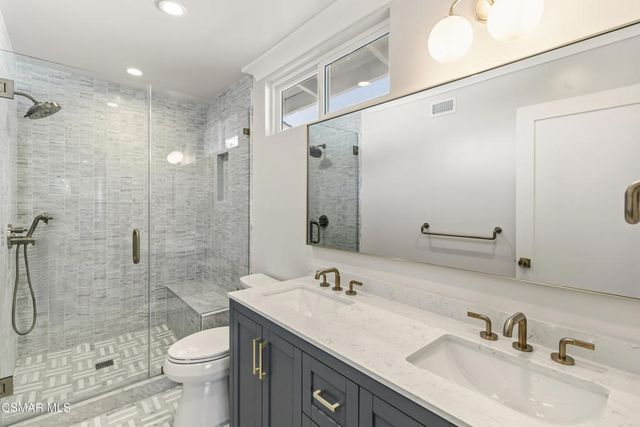 145 Columbia Road, Thousand Oaks, CA 91360