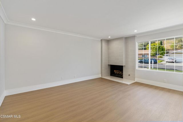 145 Columbia Road, Thousand Oaks, CA 91360