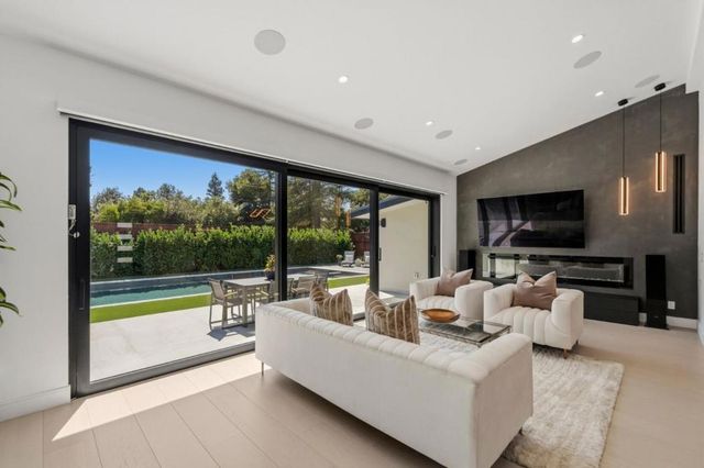 1624 Wakefield Terrace, Los Altos, CA 94024