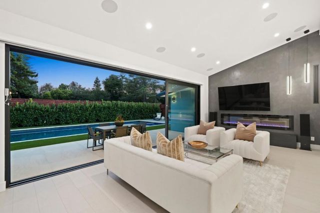 1624 Wakefield Terrace, Los Altos, CA 94024