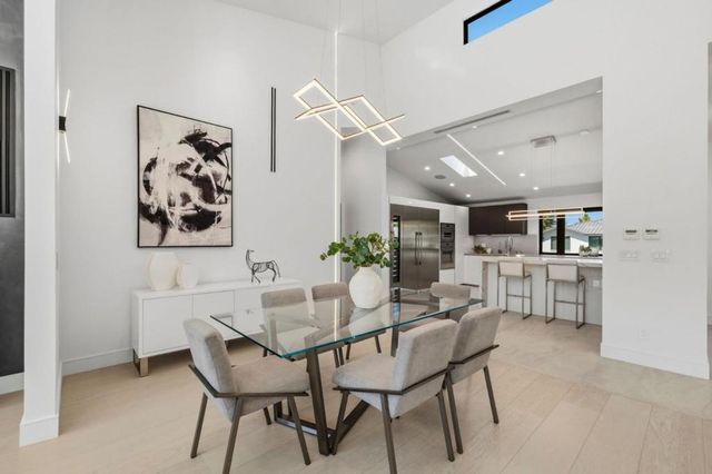 1624 Wakefield Terrace, Los Altos, CA 94024