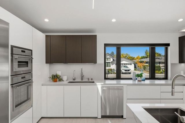 1624 Wakefield Terrace, Los Altos, CA 94024