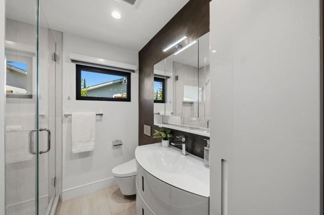1624 Wakefield Terrace, Los Altos, CA 94024