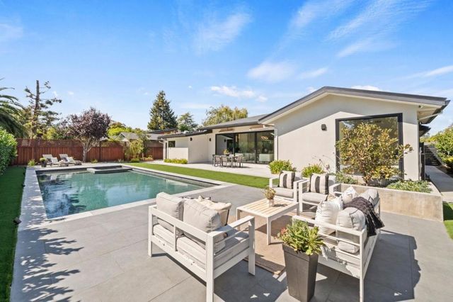 1624 Wakefield Terrace, Los Altos, CA 94024
